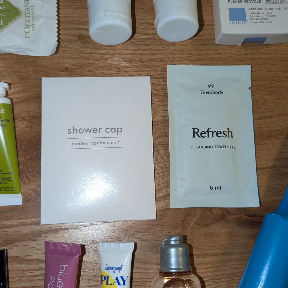 Airbnb / VRBO / Guest Bathroom Courtesy Kit Travel Size Toiletries Lot - Picture 7 of 15